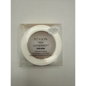 Revlon New Complexion One Step Makeup- IVORY BEIGE #1 -Sealed Brand New